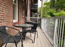 Building Photo - 34 Hanson St