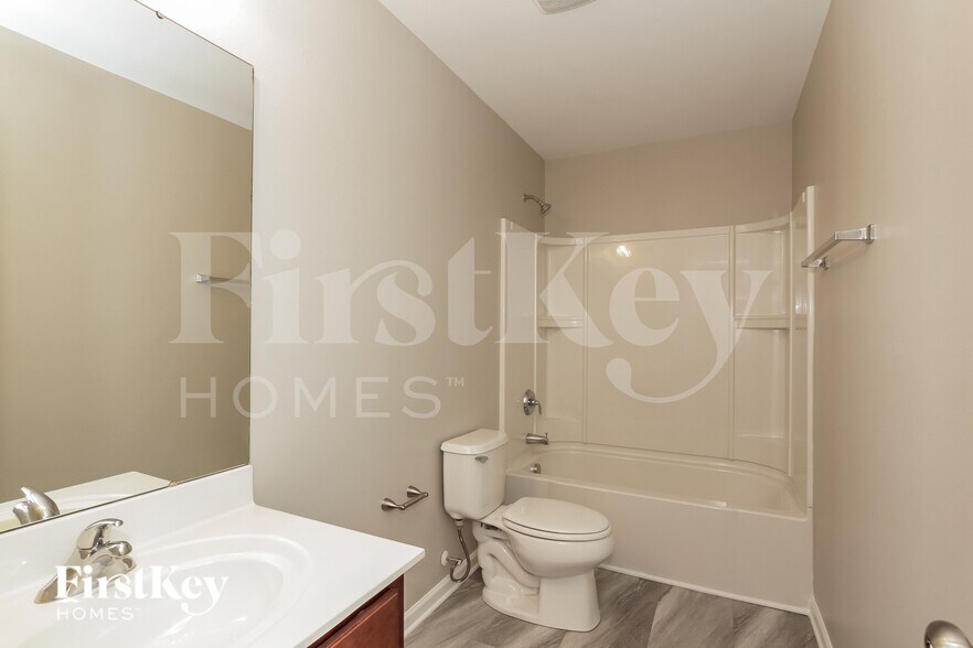 Building Photo - 4538 Austin Dekota Dr