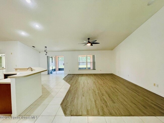Building Photo - 670 Elmont St NW
