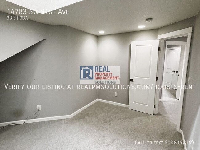 Building Photo - 14783 SW 91st Ave