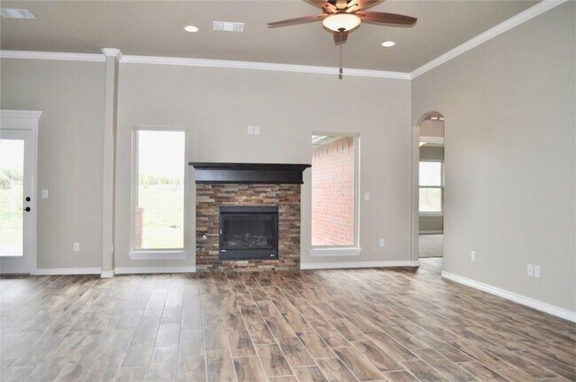 Building Photo - 3217 Briargate Rd