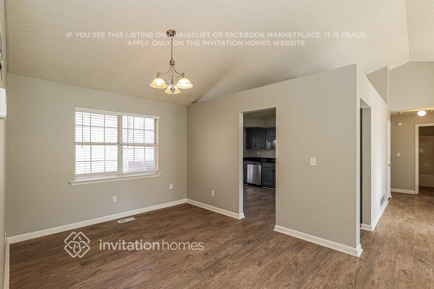 Building Photo - 4688 Sterling Pointe Dr