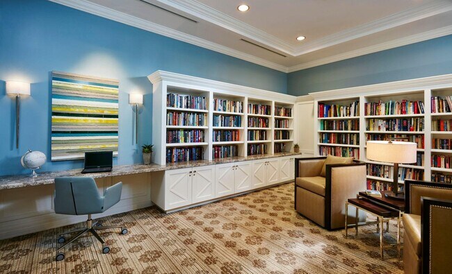 Building Photo - 8405 Legend Club Dr