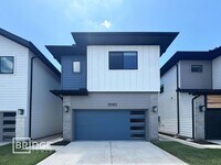 Building Photo - WESTON PLAN