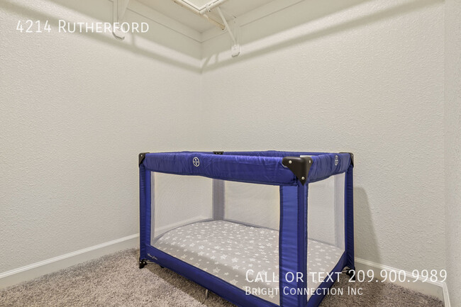 Building Photo - FULLY FURNISHED | 3b/2.5ba | Games | Close...