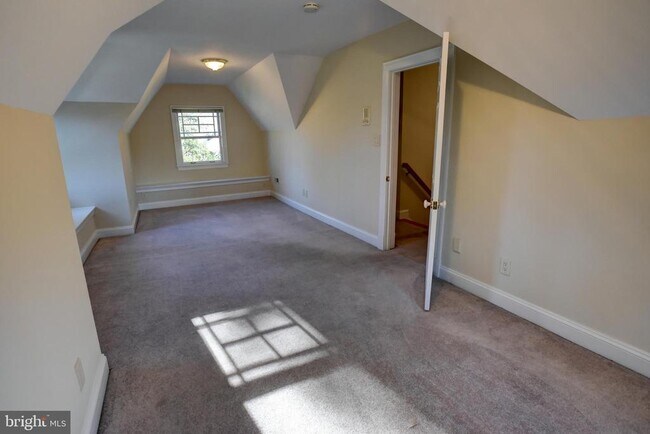 Building Photo - 4900 Indian Ln NW