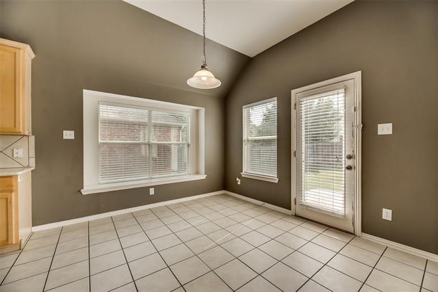 Building Photo - 3209 Bloomfield Trail