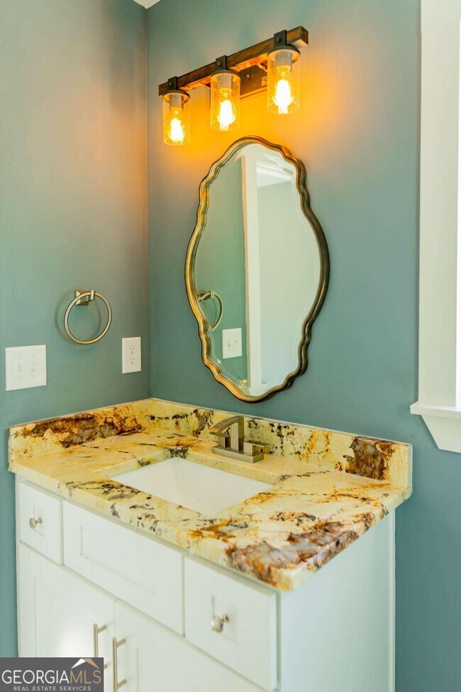 Building Photo - 1433 Merriman Ln NE