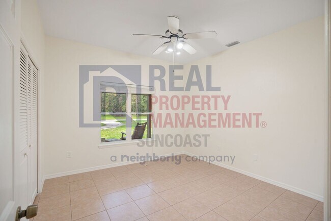 Building Photo - 4510 Hidden Forest Dr