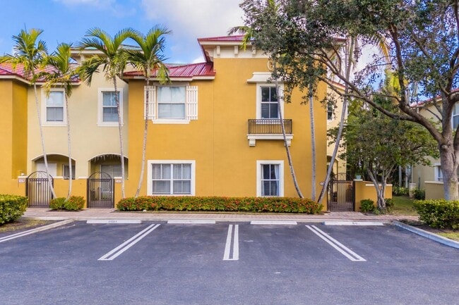 Building Photo - 183 Lake Monterey Cir