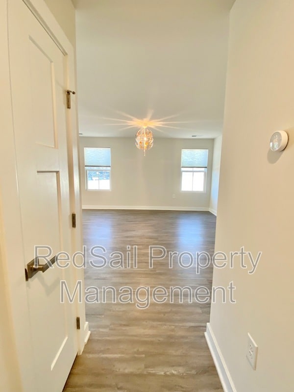 Building Photo - 6677 Jackson Cole Cir