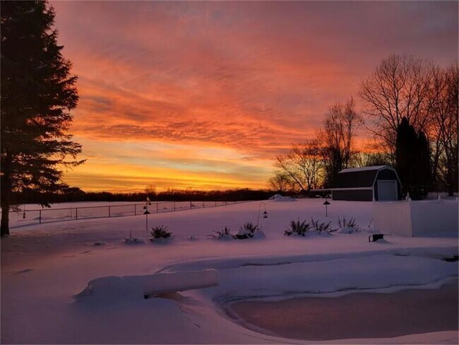 Building Photo - 6111 Kalen Dr