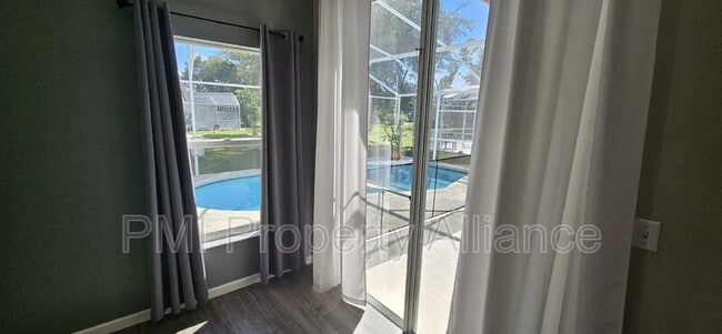 Building Photo - 4902 Monarch Ln