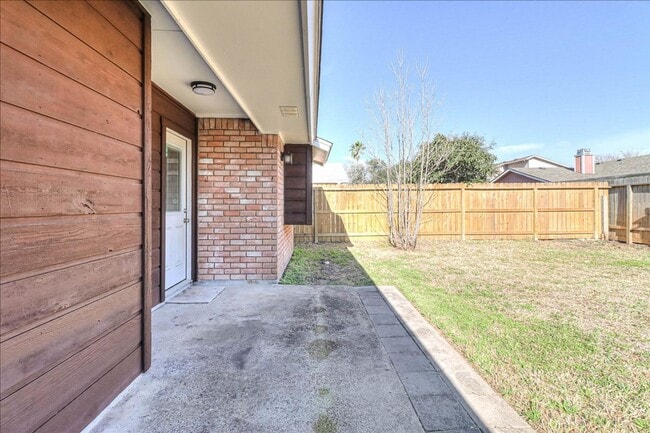 Building Photo - 7314 Ottawa Cir