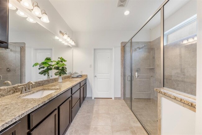 Building Photo - 3646 Aldridge Dr
