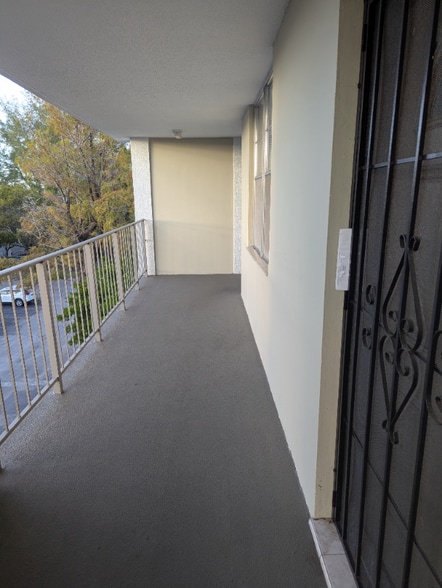 Building Photo - 2900 NW 48th Terrace