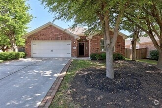 Building Photo - 806 Broken Trace Ct