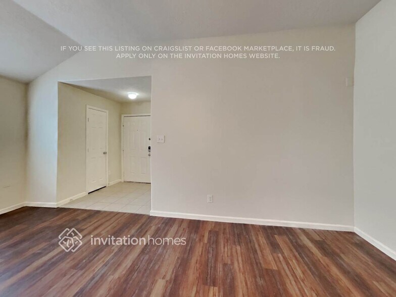 Building Photo - 8563 Chaletford Dr