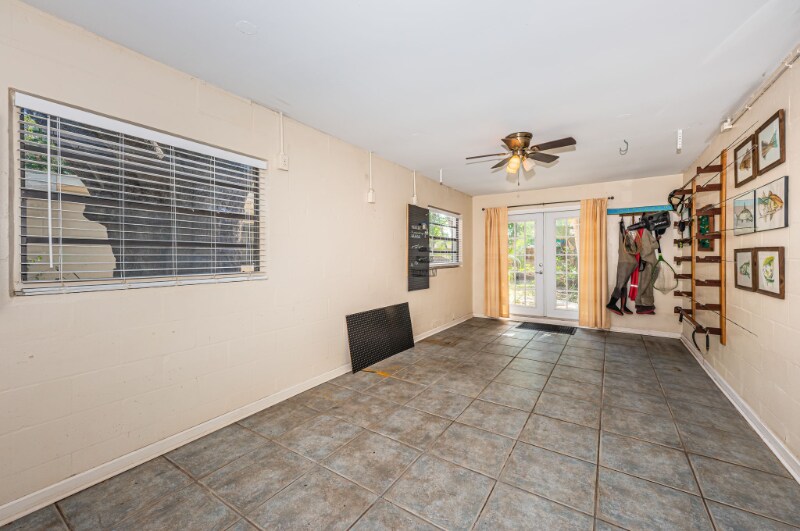 Building Photo - 4106 W Fielder St