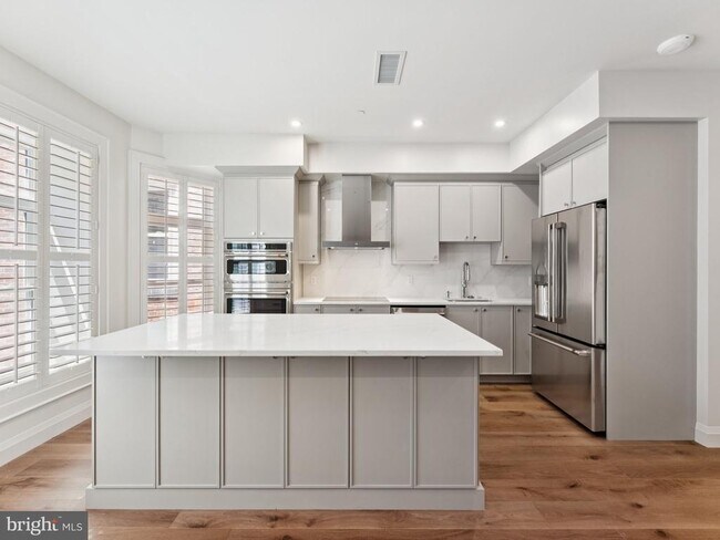 Building Photo - 1508 21st St NW