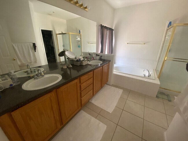 Building Photo - Great Home in Castle Rock