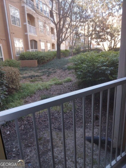 Building Photo - 10 Perimeter Summit Blvd