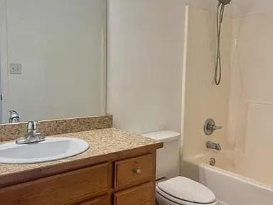 Building Photo - 5275 Branch Point Dr