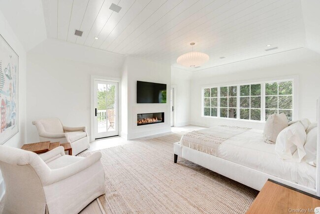 Building Photo - 571 Pauls Ln