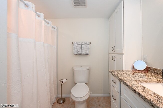 Building Photo - 135 Cypress Way E