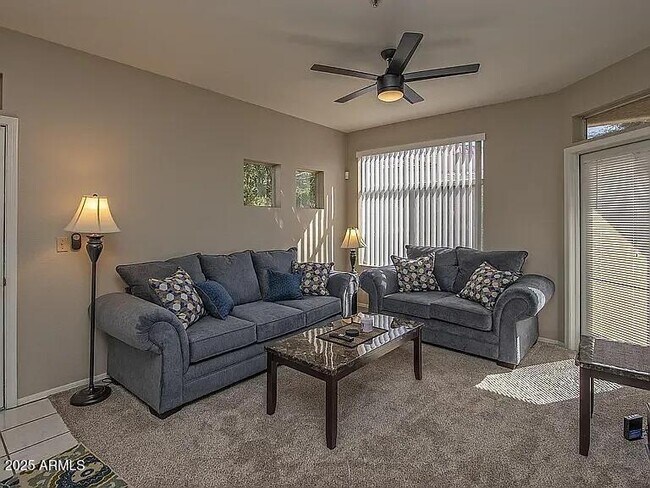 Building Photo - 11375 E Sahuaro Dr