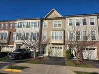 Building Photo - 11974 Mirror Lk Ln