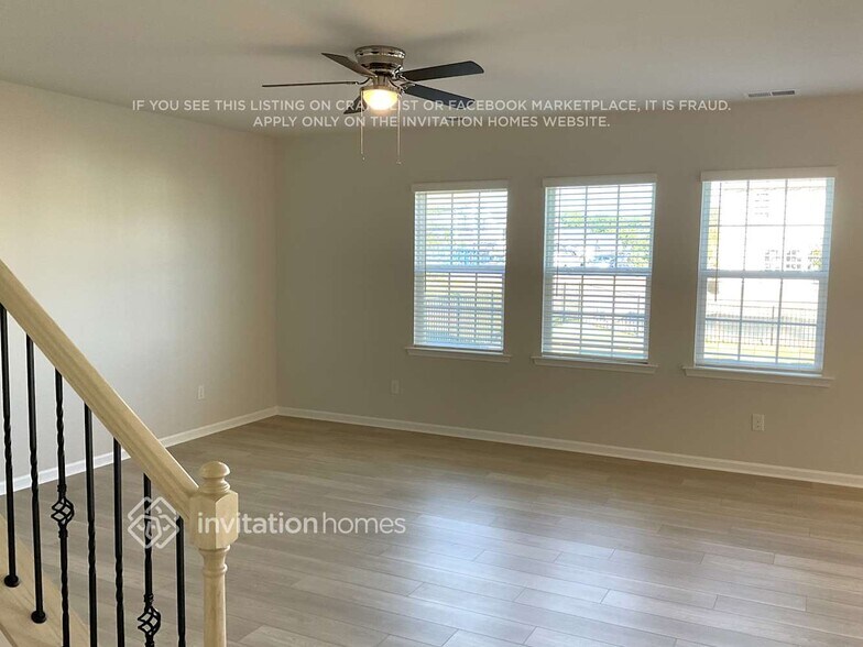 Building Photo - 6511 Fairfax Ct