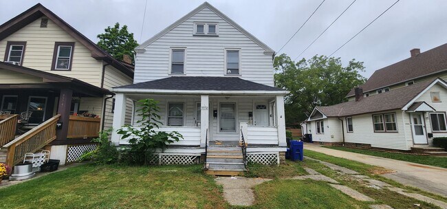 Building Photo - 1 Bedroom Apartment - Now Available!