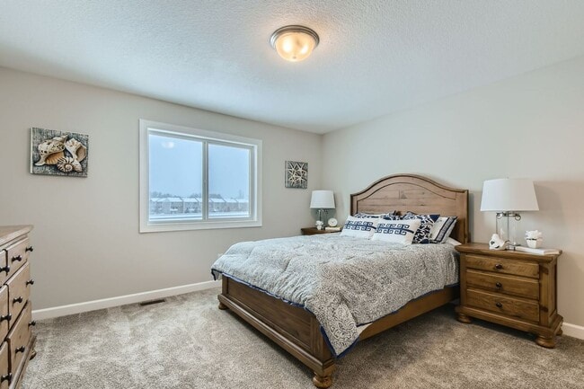 Building Photo - End Unit Brand New Townhome