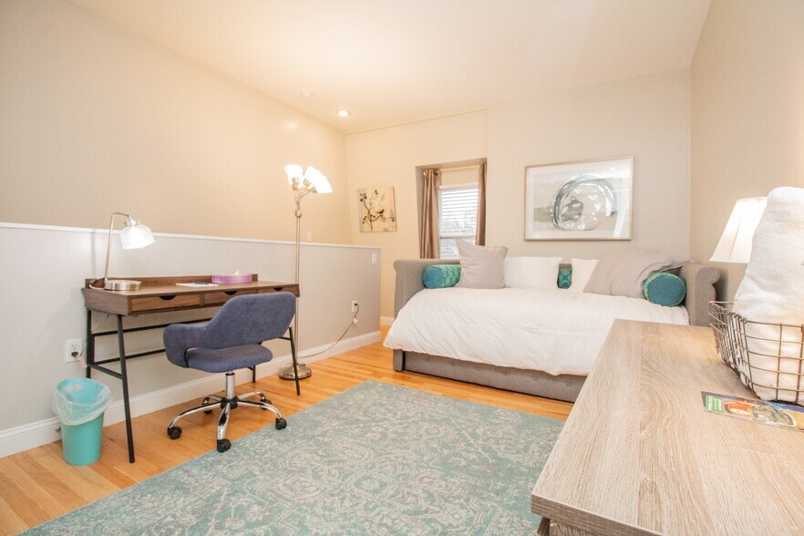 Building Photo - 23 Jay St