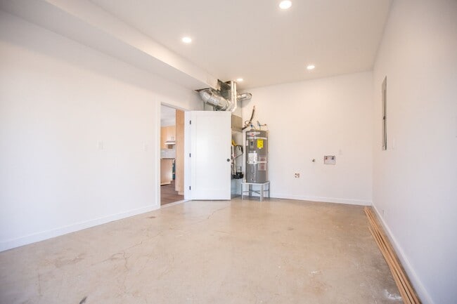 Building Photo - One Month Free ***Available NOW-  3 Bedroo...