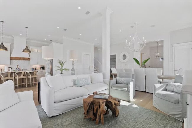 Building Photo - 107 Benicia Pl