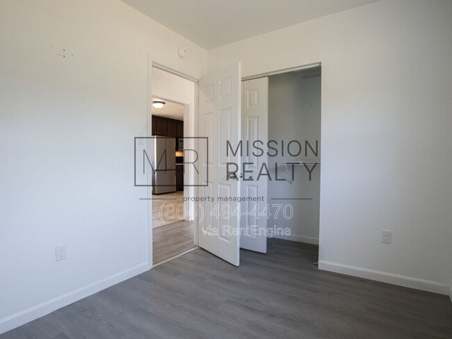 Building Photo - 1649 Delmar Ave