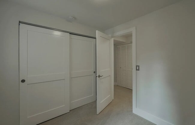 Building Photo - 535 Mt Jupiter Dr SW