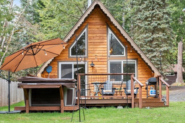 Building Photo - 102 Tahoma Pl