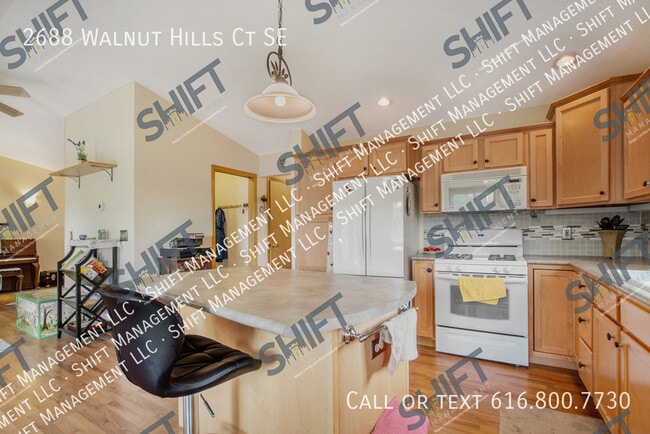 Building Photo - 2688 Walnut Hills Ct SE