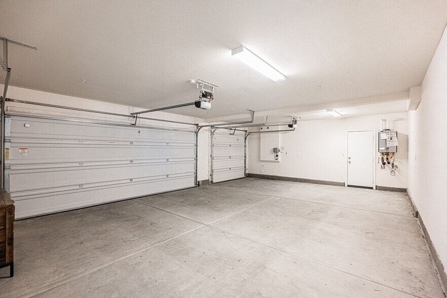 Building Photo - 32184 Rambling Ct