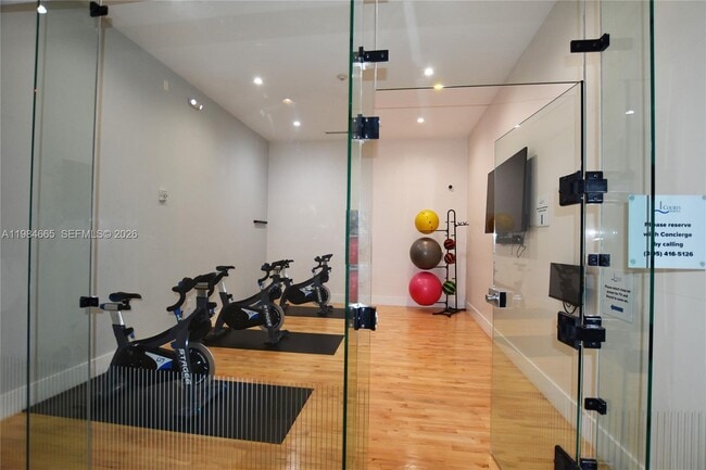 Building Photo - 801 Brickell Key Blvd