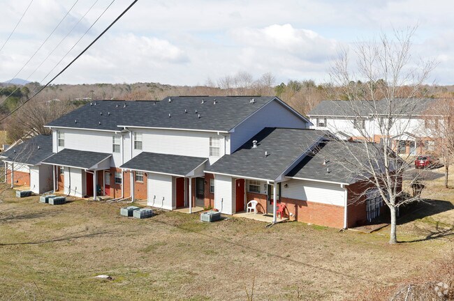 Building Photo - Brooks Run