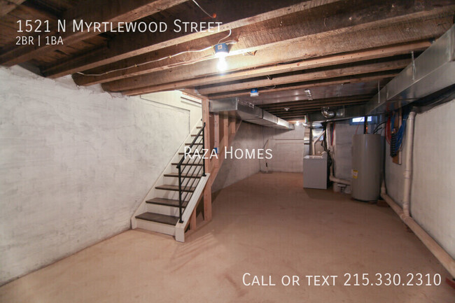 Building Photo - 1521 N Myrtlewood St
