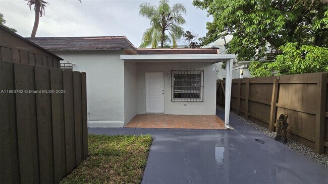 Building Photo - 2493 SW 11th St