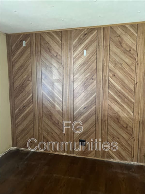 Building Photo - 3610 Highlands Rd