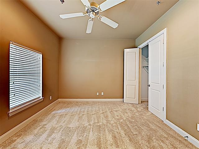 Building Photo - 2821 Parmer Ave