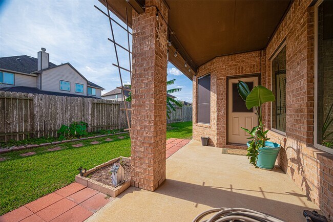 Building Photo - 3315 Brampton Island Dr