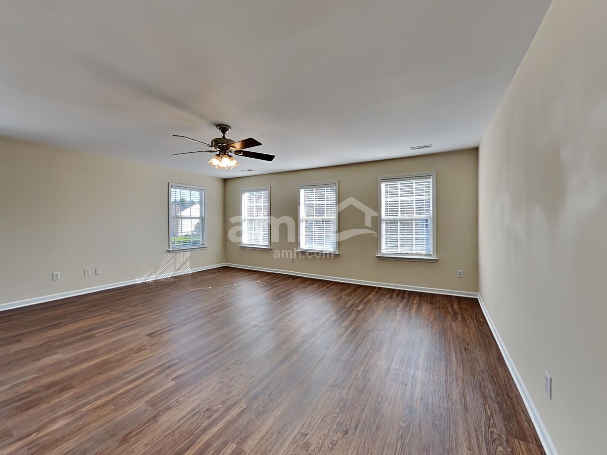 Building Photo - 8701 Poteat Dr